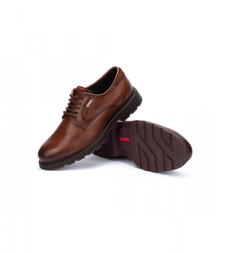 Sapatos Pikolinos Linares em couro marrom