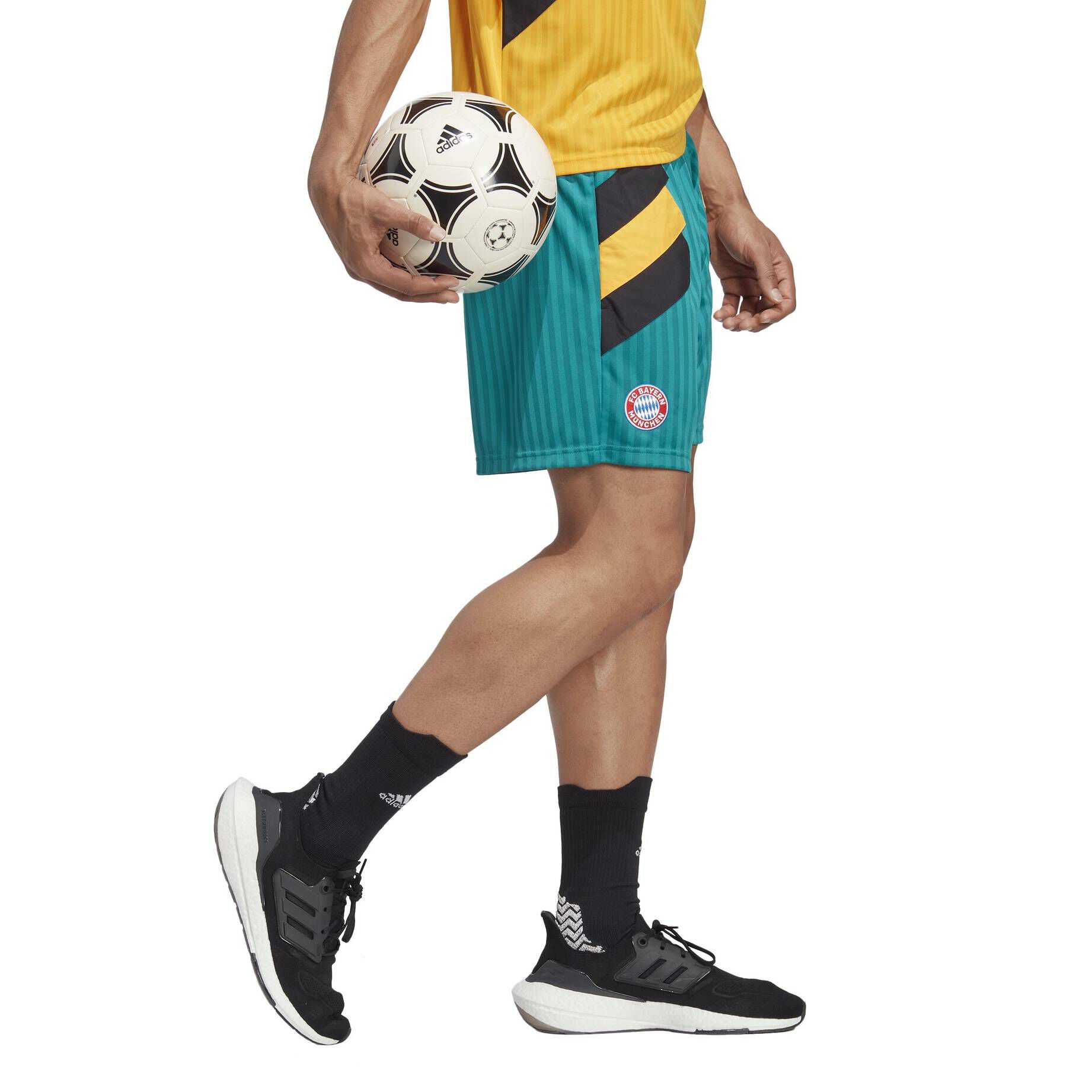 adidas Performance| Herren Fußballshorts FC BAYERN ICON