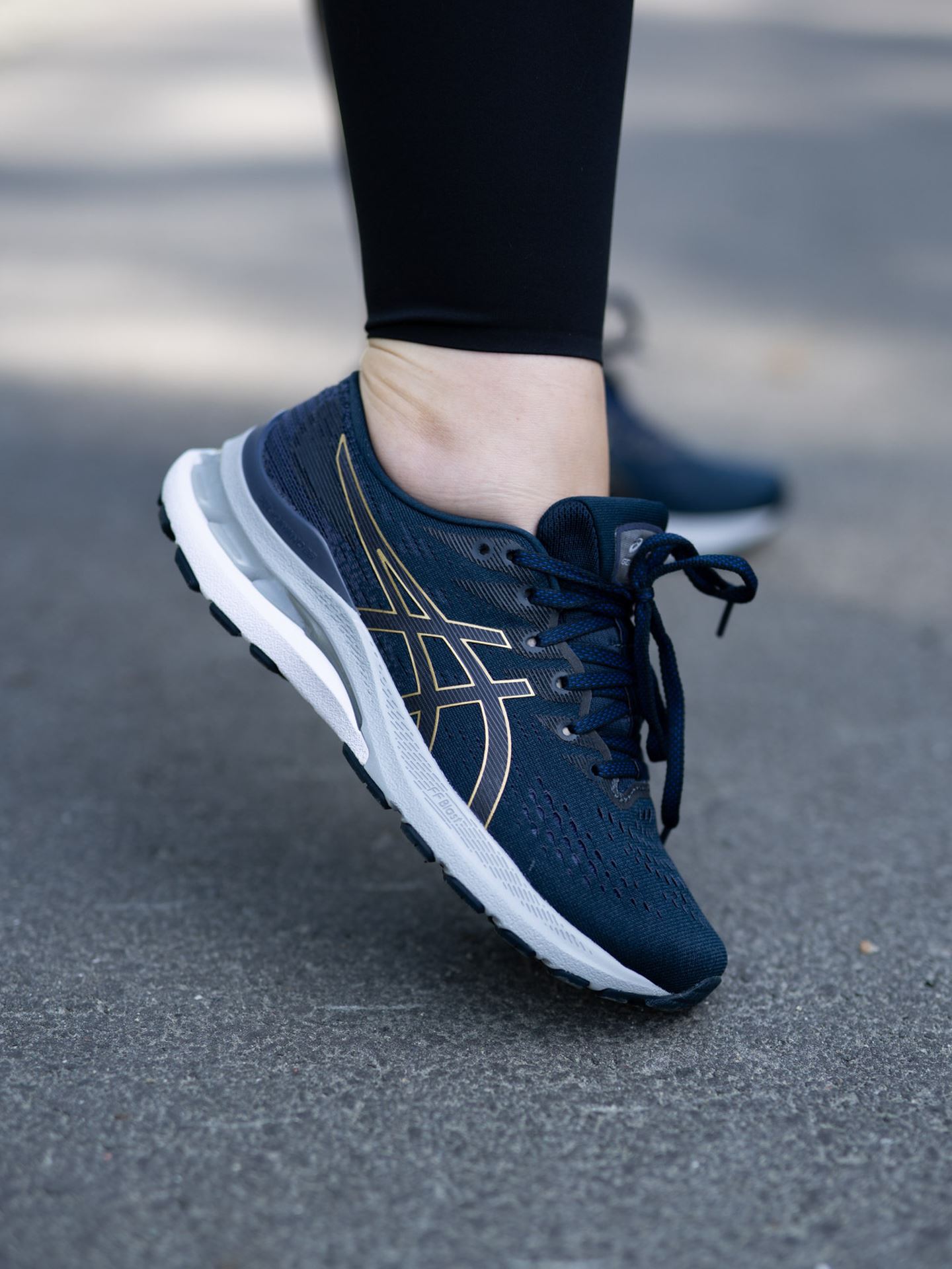 Gel-Kayano 28