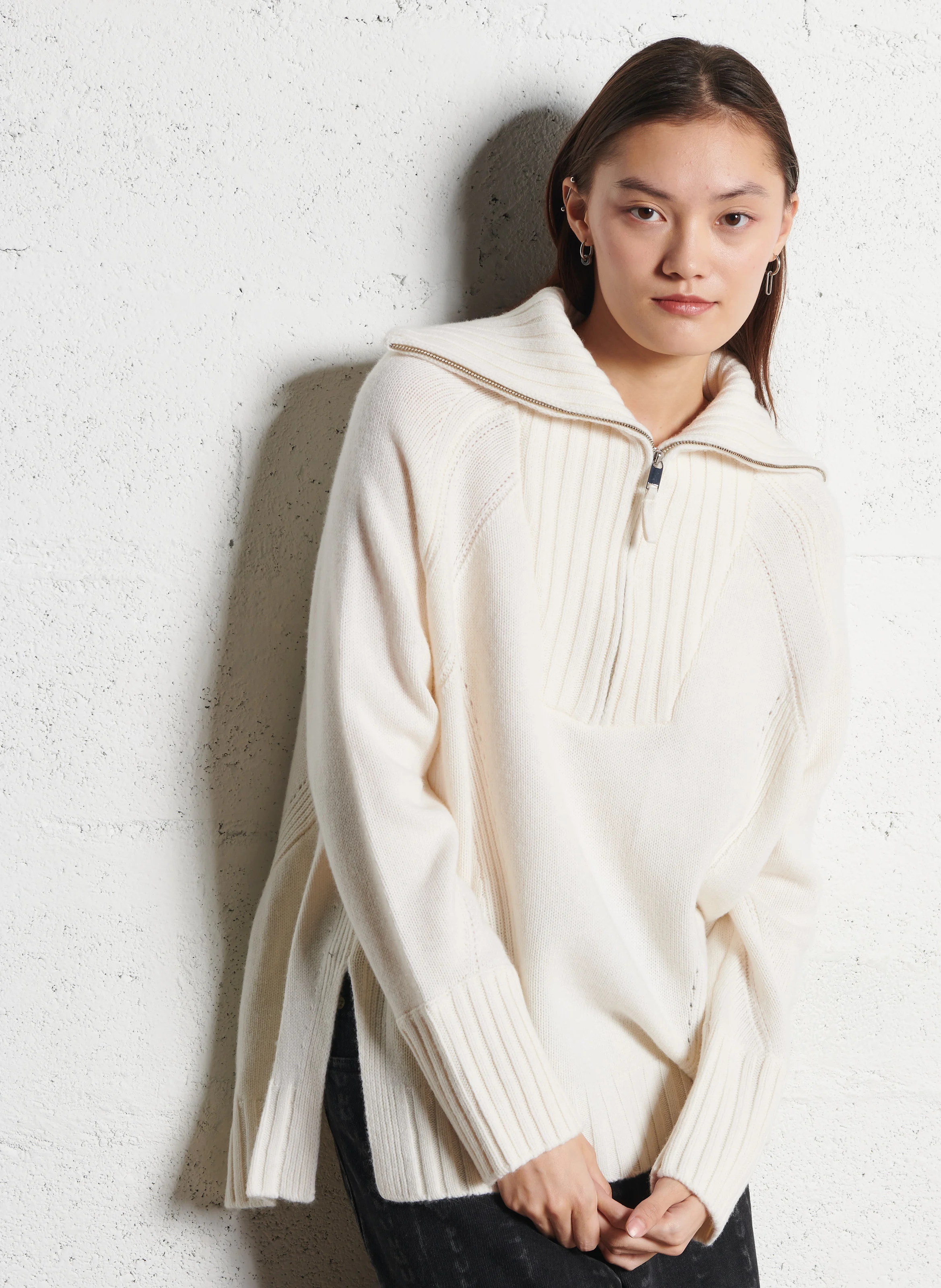 ANNSOFIA - Pull ample à col montant zippée en laine | Blanc