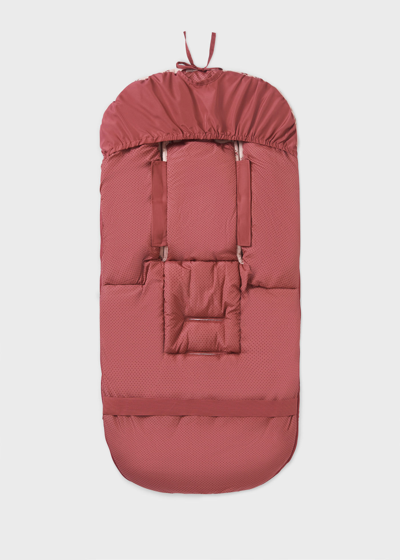 Capa acolchoada para cadeira de bebê