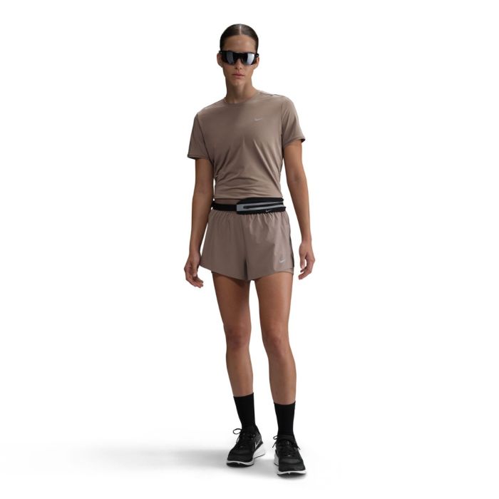 Nike Dame T-shirts Dri-FIT Swift SS Top Brun