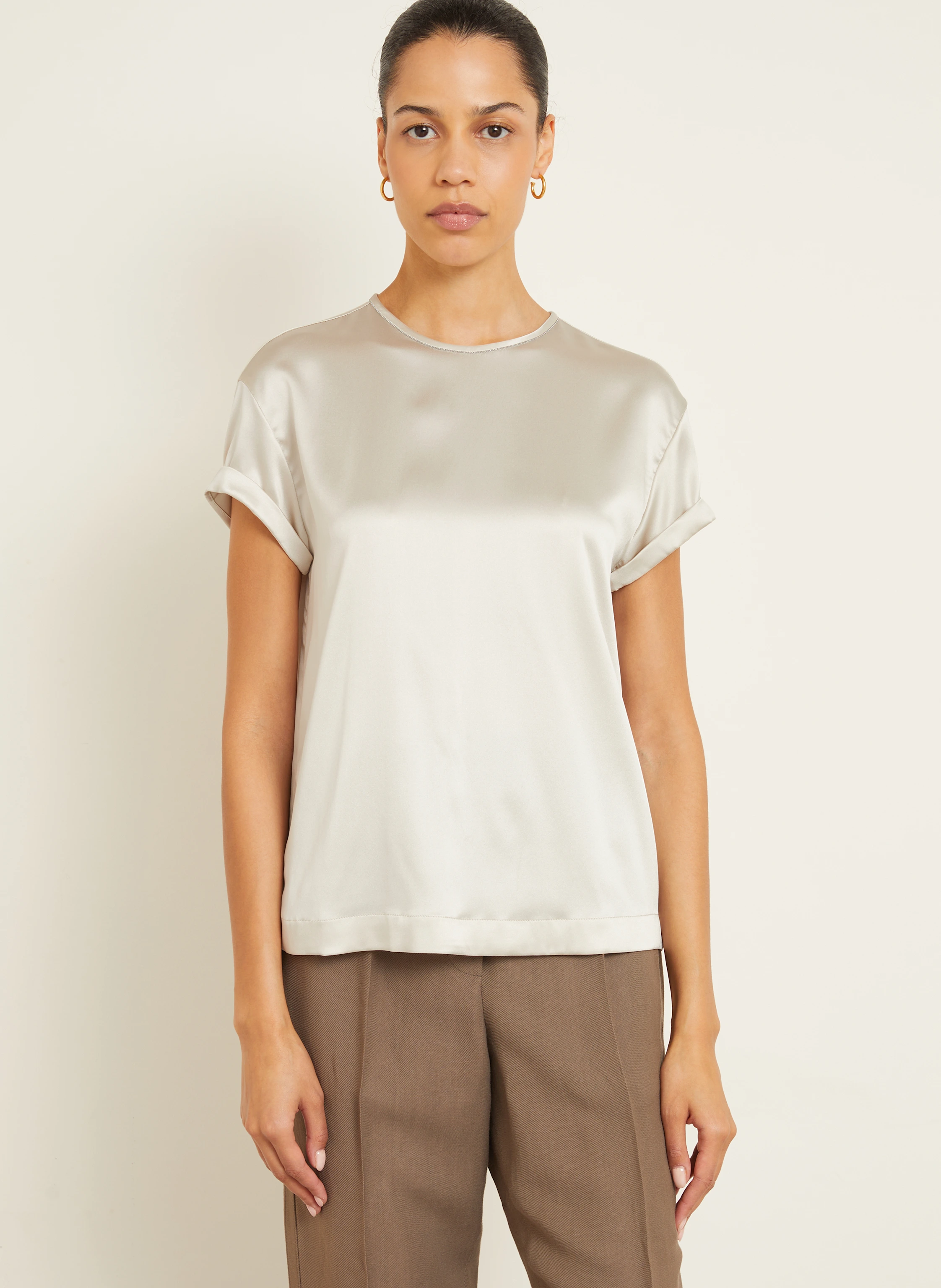 BRUNELLO CUCINELLI Blusenshirt aus Seide mit Schmucksteinen