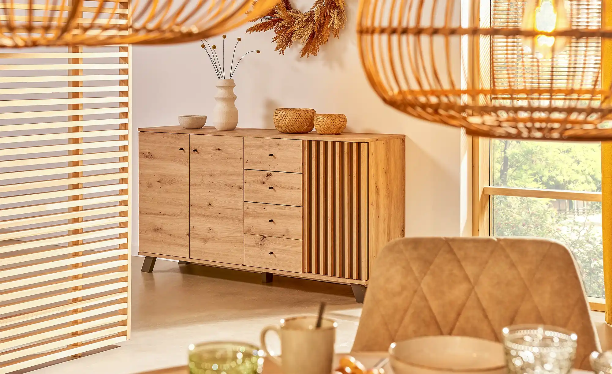 Sideboard Harmony