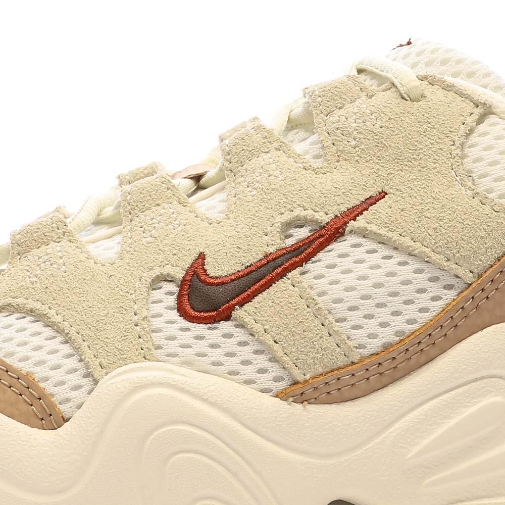 Nike Baskets Beige Femme Nike Hera
