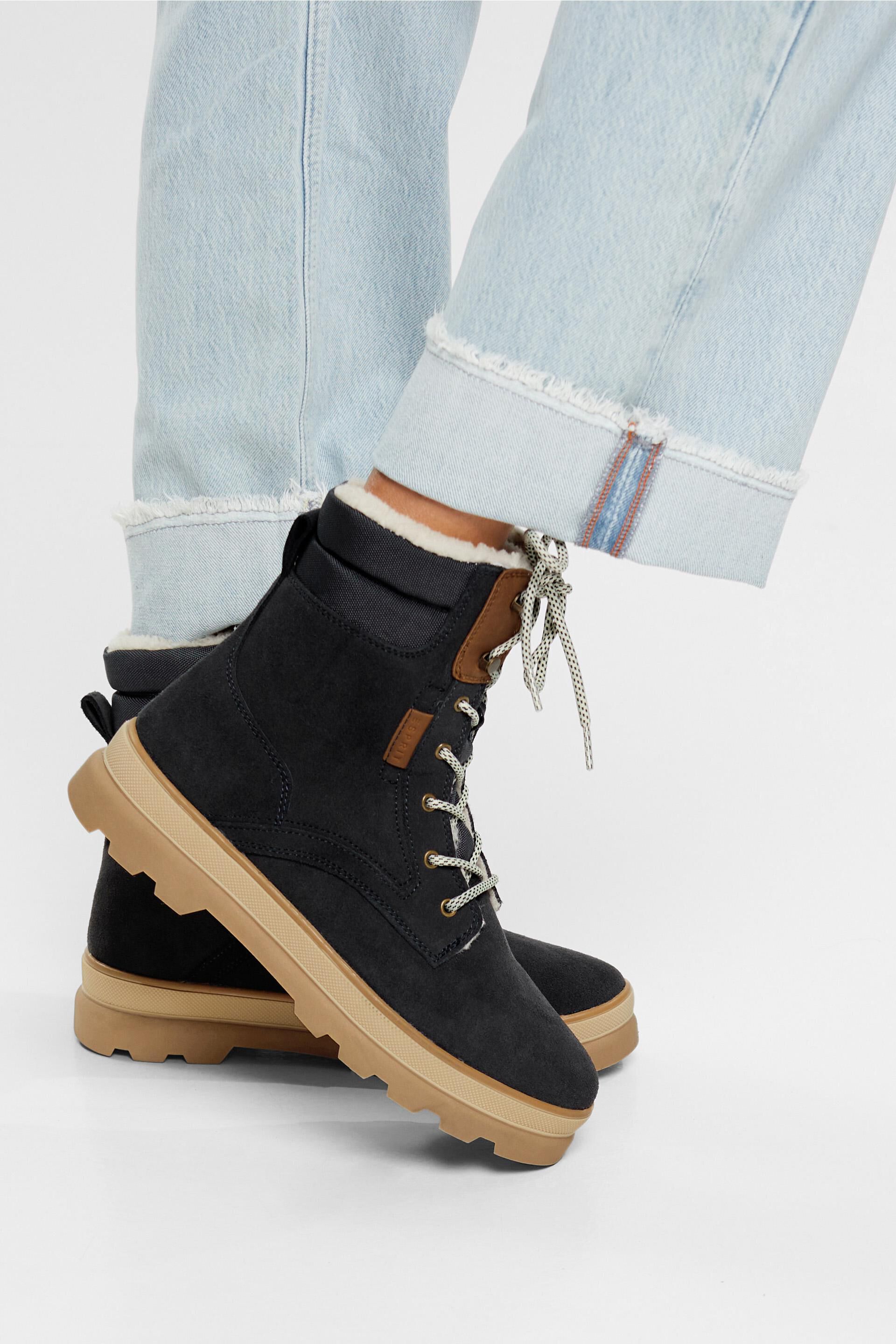 Bottes à lacets en daim avec semelle épaisse