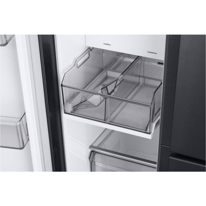Samsung Side-by-Side RH69B8041B1/EG Premium Black Steel - interner Wassertank