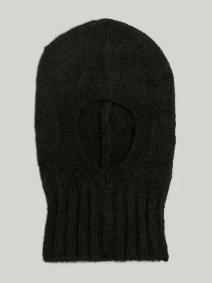 Balaclava aconchegante com logotipo em malha canelada