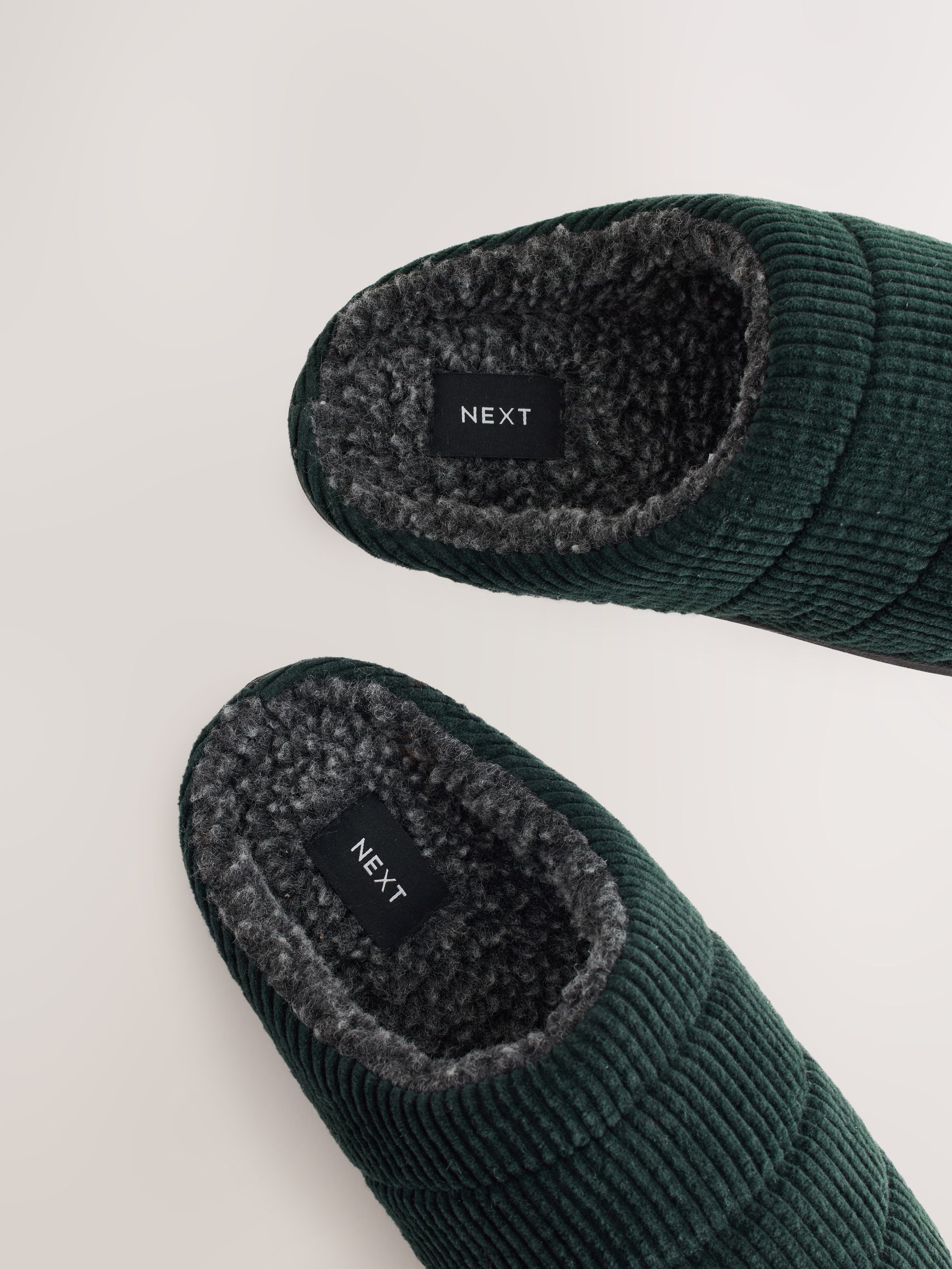 Groen - Corduroy pantoffelmuiltjes