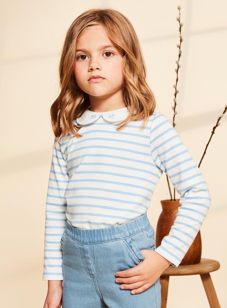 T-shirt à rayures bleu et blanc