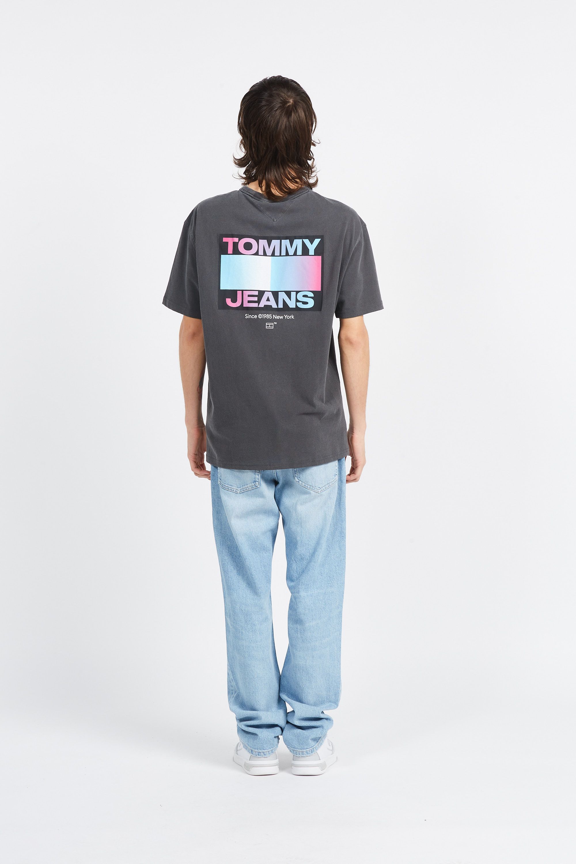 TOMMY JEANS T-shirt TJM REG DNA GRAPHIC Gris