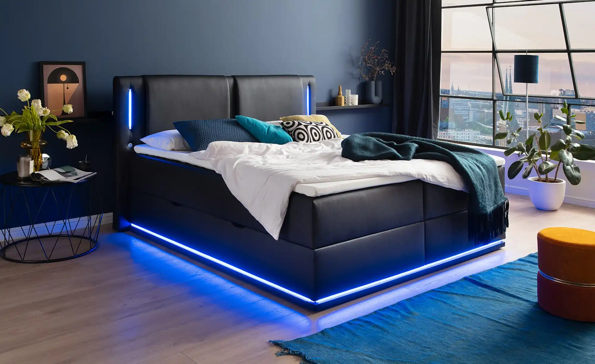 Boxspringbett mit LED-Beleuchtung Brighton
