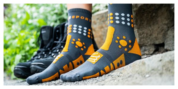 Chaussettes Compressport Trekking Socks Gris/Orange
