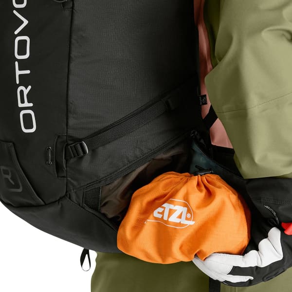 Sac à dos ski ORTOVOX RAVINE 32 S BLACK RAVEN