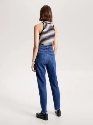 Calça jeans de cintura alta e corte afunilado