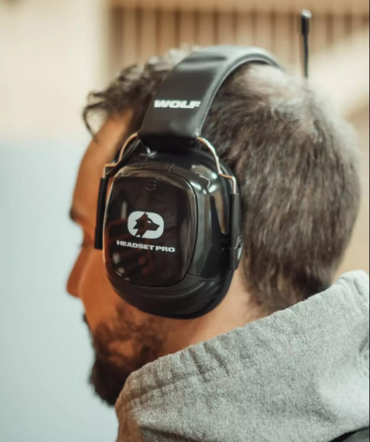 Wolf Headset Pro Bluetooth Gehoorbescherming met radio (DAB  en FM)