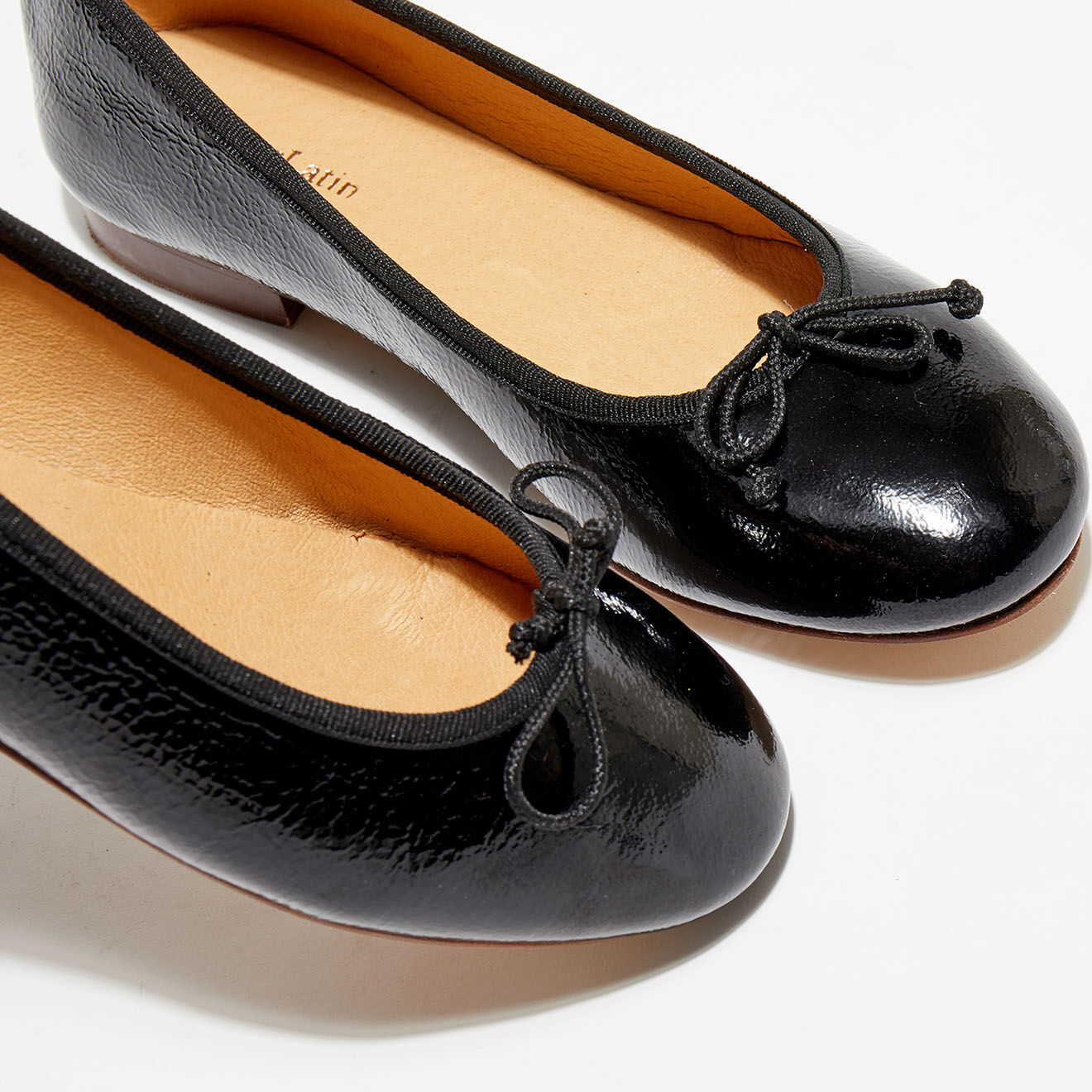 Quartier Latin Ballerines en Cuir verni Jeanne noires