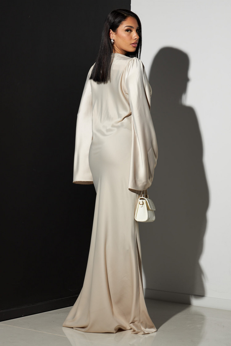 Robe longue satinée beige