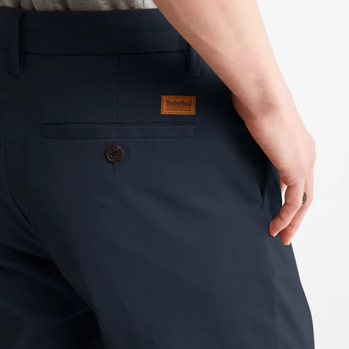 Calça chino Squam Lake Stretch para homem, na cor azul marinho.