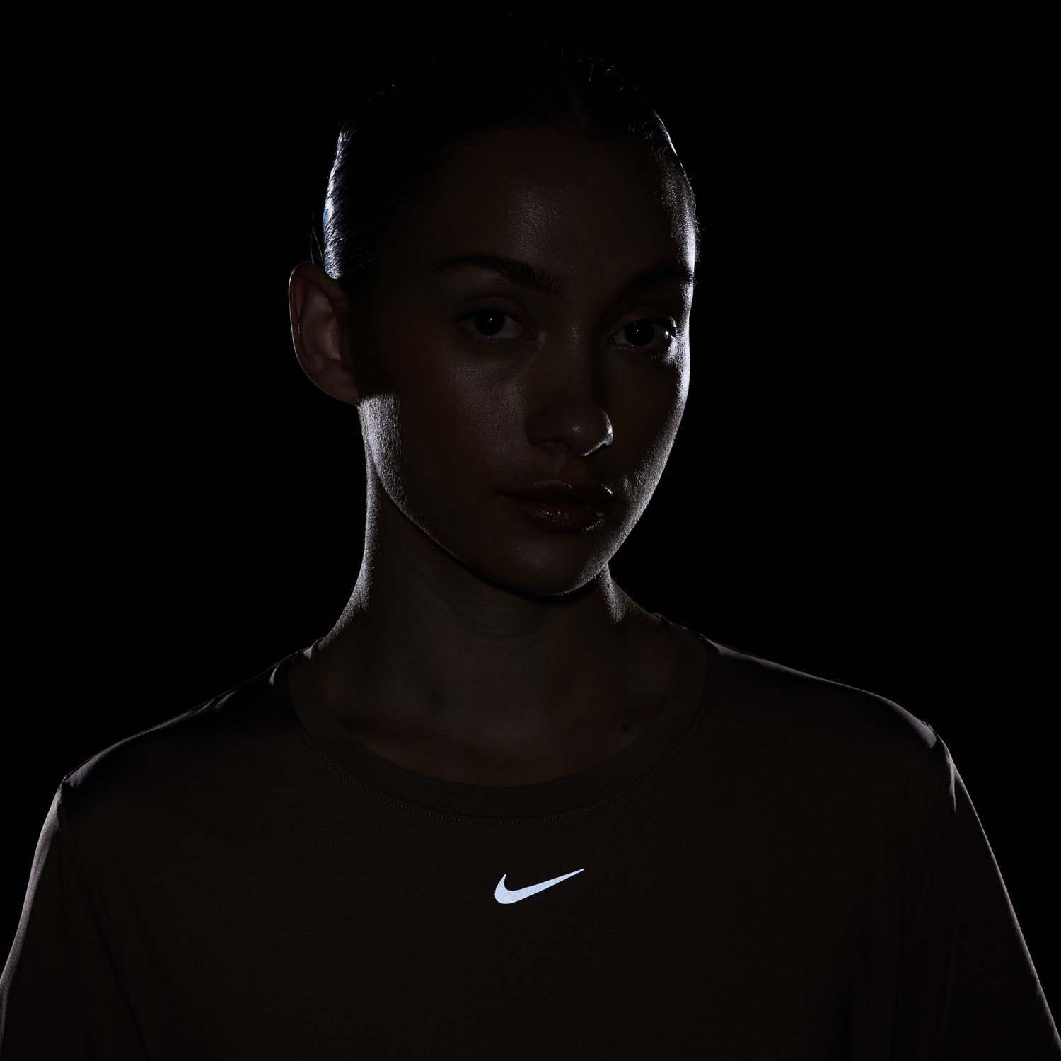 Nike  One Classic Tee Dames
