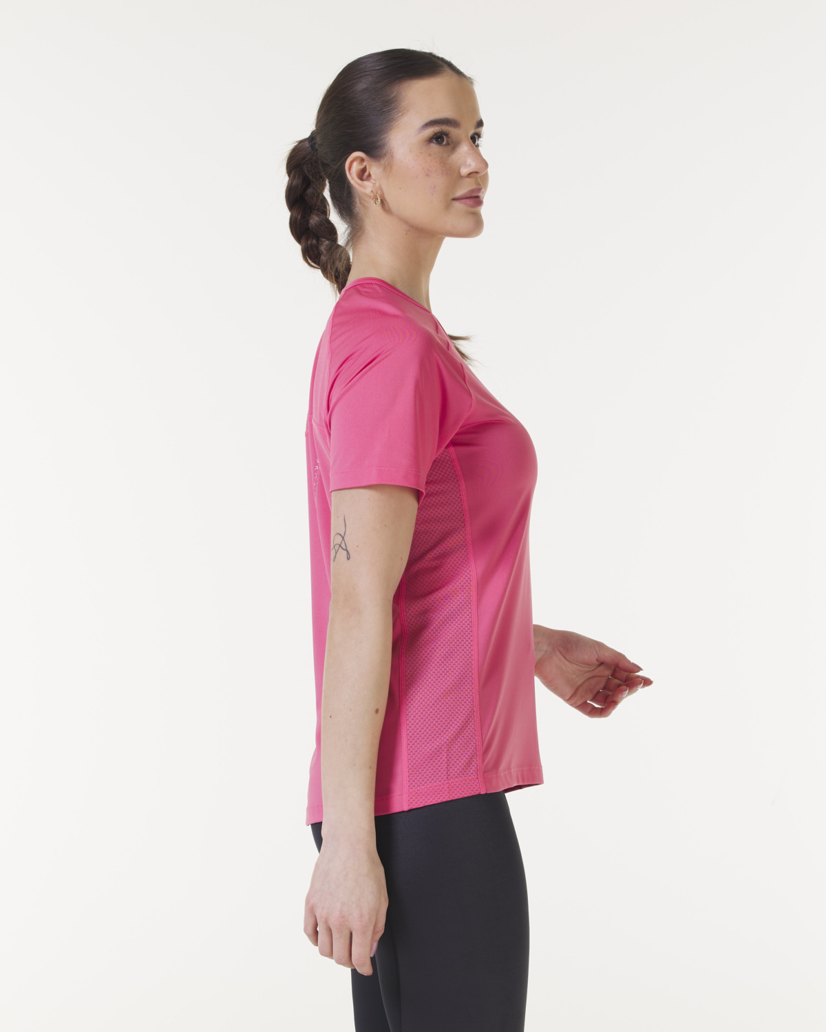 LEVITY Radical Run T-shirt Pink