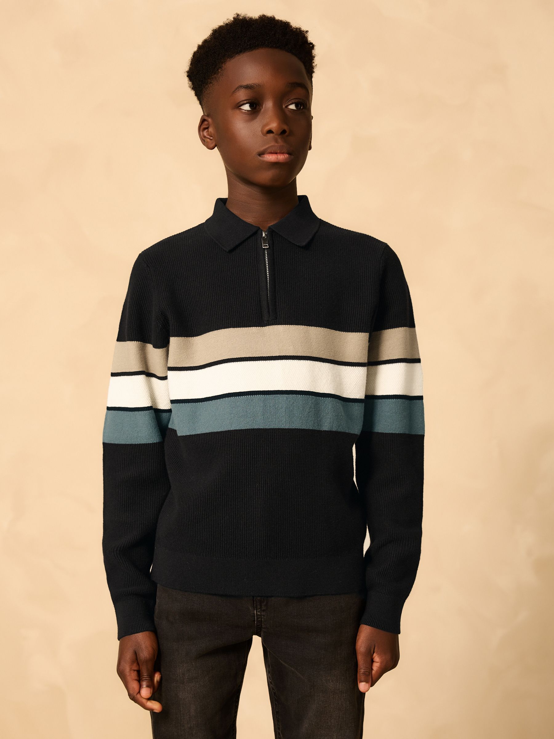 Zwarte streep - Gebreid poloshirt met rits bij de hals en lange mouwen (3-16jr)