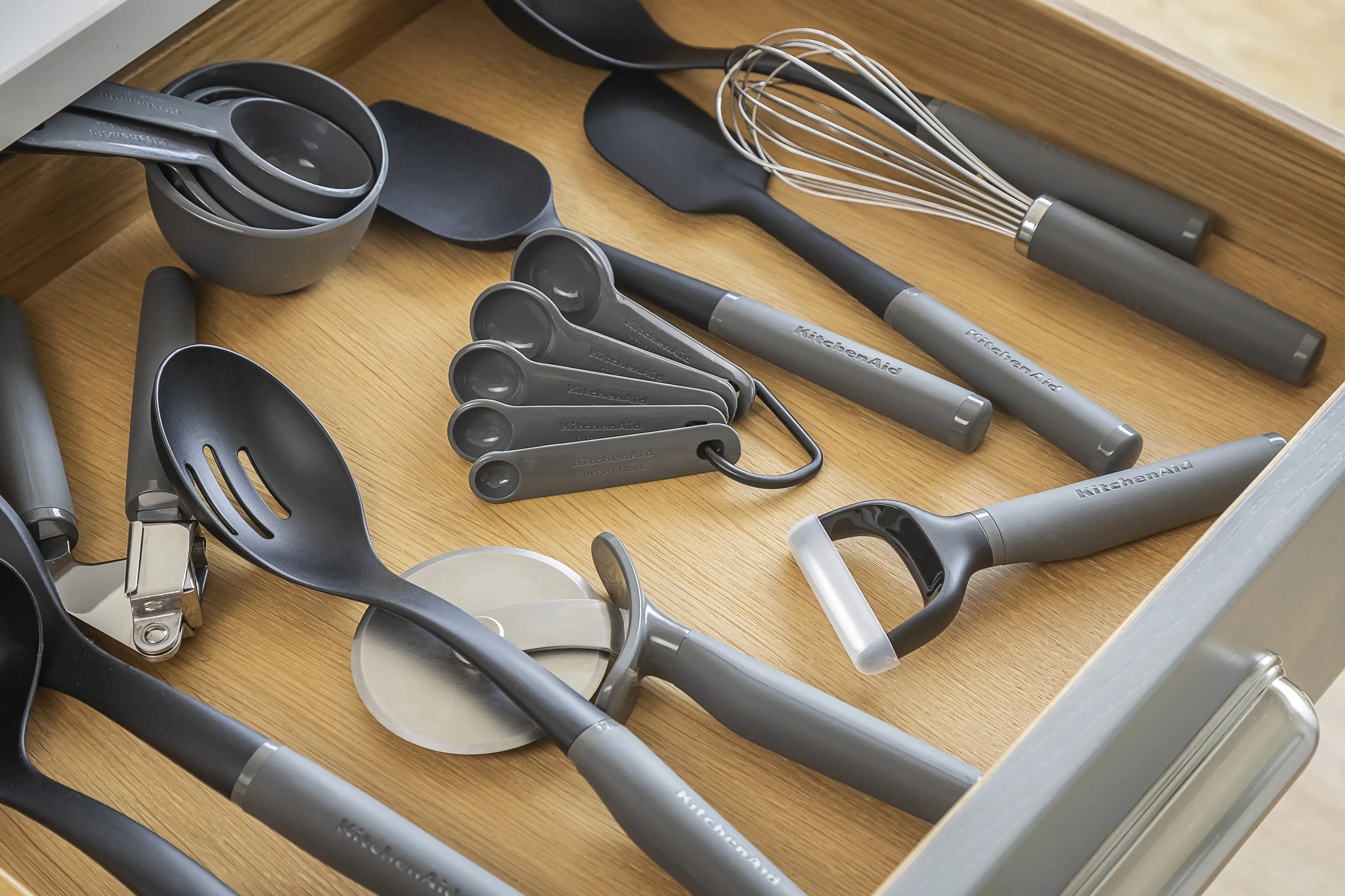 KitchenAid Coreline Soft Grip Y Skræller