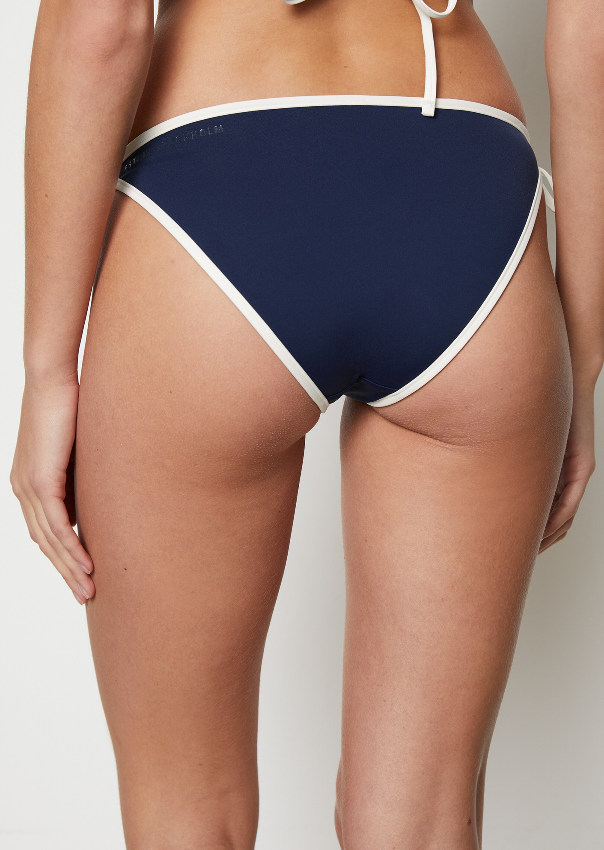 Bikini-Slip mit Schleifen-Details