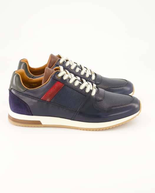 Ambitious Slow Sneaker in Blau