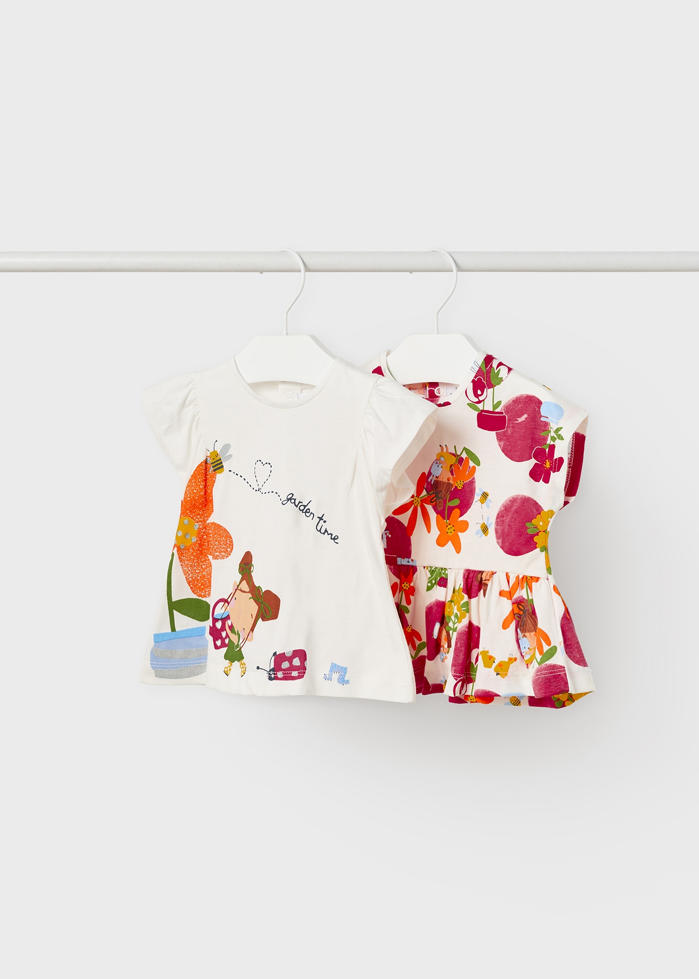 Conjunto de 2 camisetas infantis de algodão sustentável
