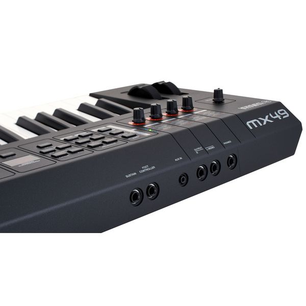Yamaha MX49 V2 Black Bundle