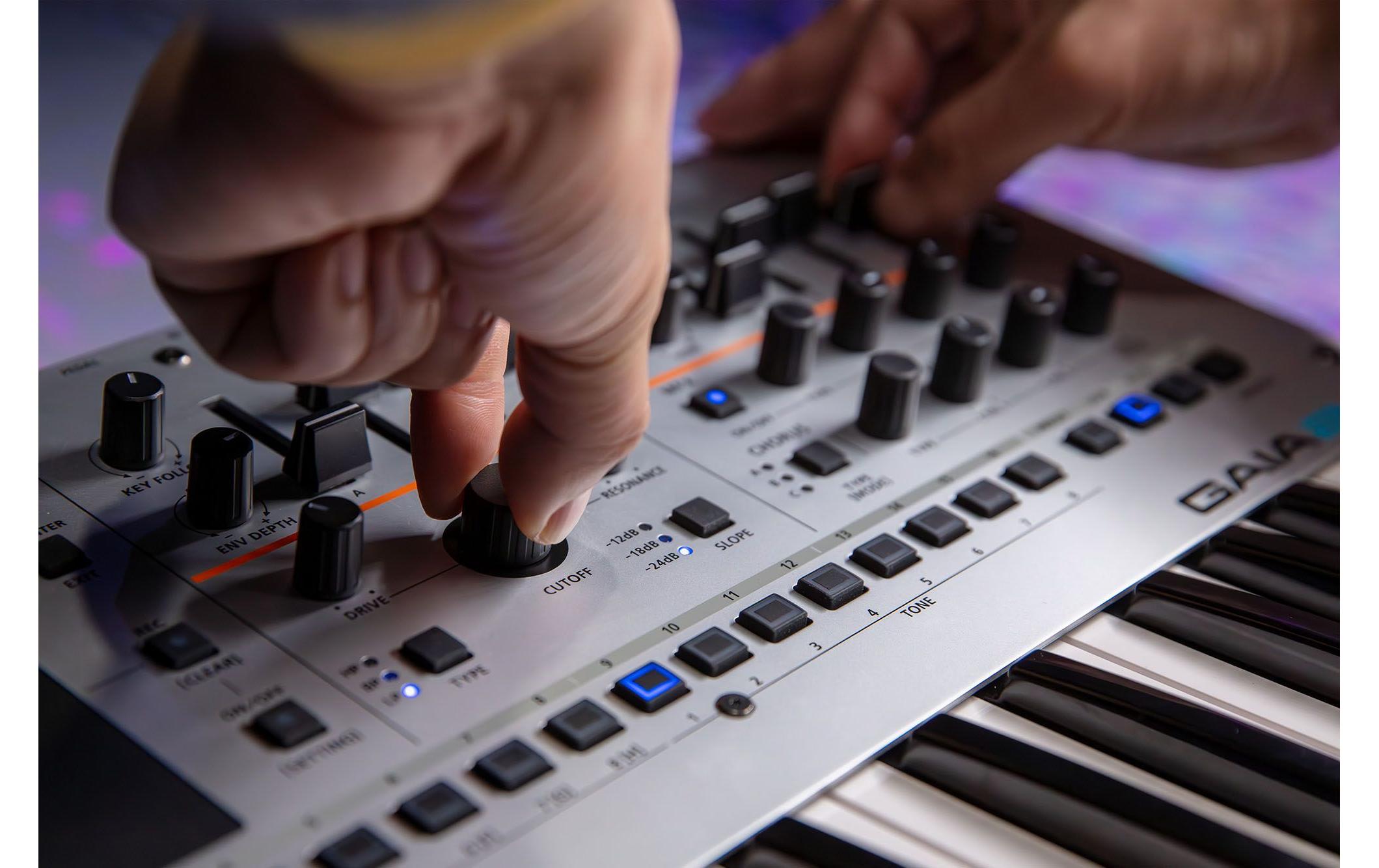 Synthesizer Gaia-2<br>Leistungsstarker Synthesizer mit modernen Klangmöglichkeiten