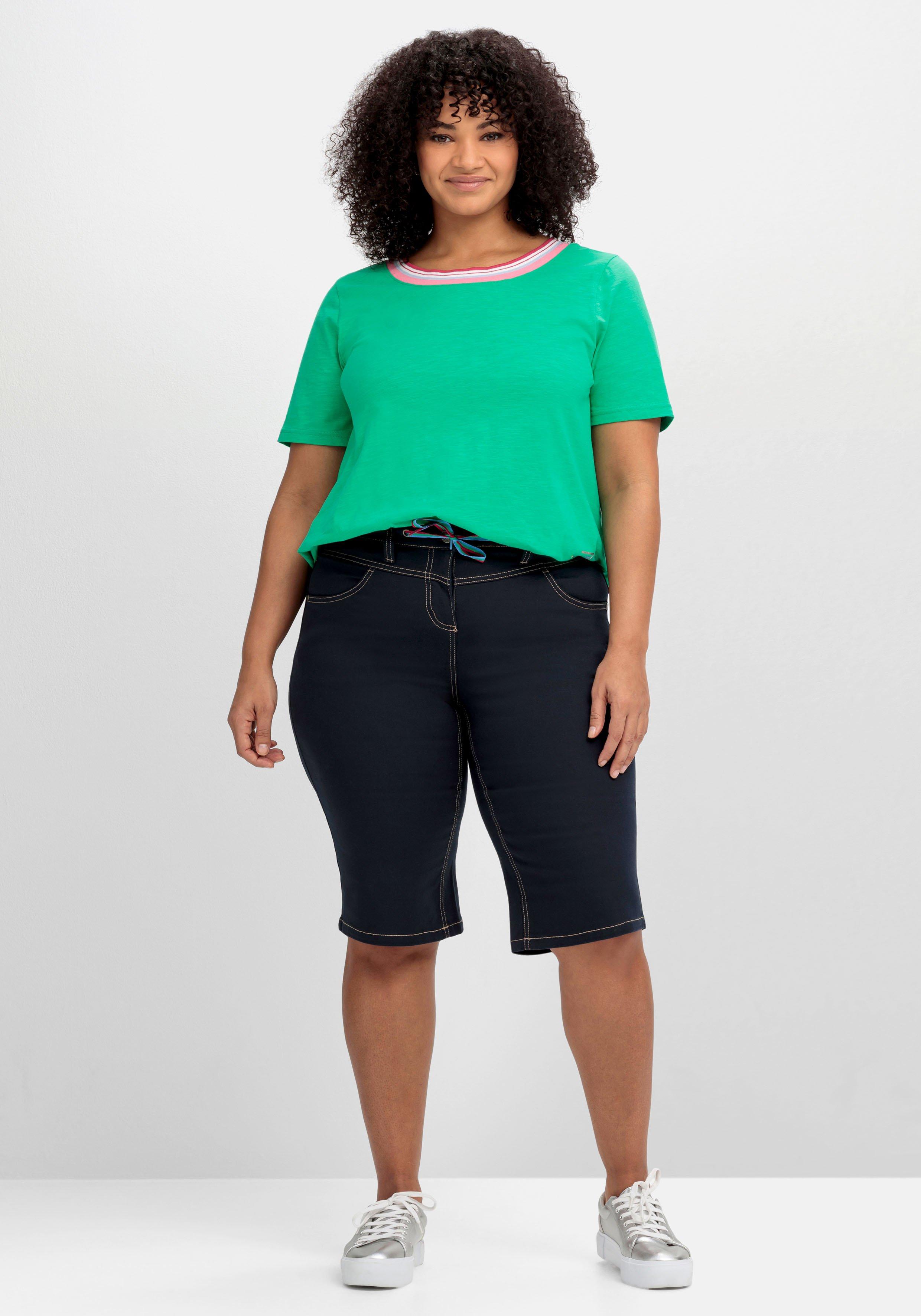 Twill-Bermudas mit kontrastfarbenem Bindebändchen