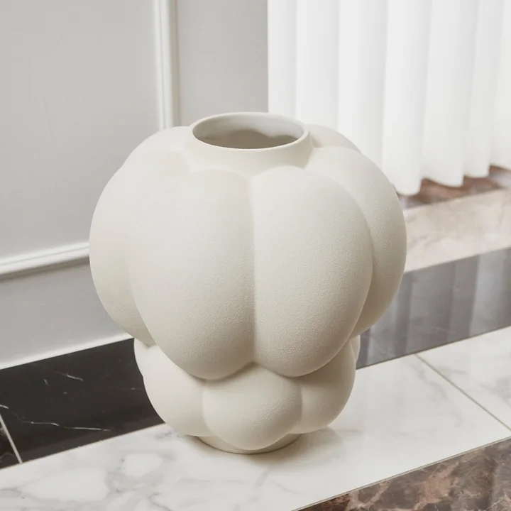 AYTM - UVA Vase Ø 26 cm, pastellgrün