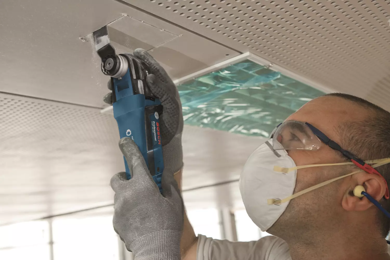 Bosch GOP 30-28 Multitool   invalzaagblad - 300W