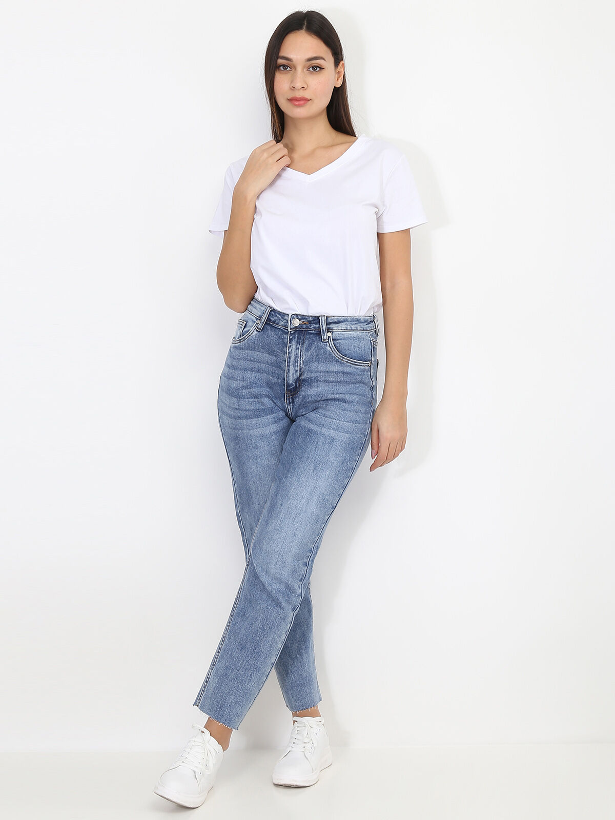 Jeans droit délavé à bords effilochés- Bleu clair