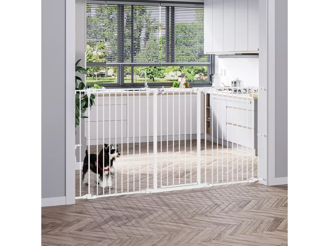 Barrière de sécurité pliable pour chien - 3 panneaux, porte verrouillable - dim. 206L x 90H cm - acier PP blanc