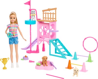 Barbie and Stacie to the Rescue Lekesett med Dukke Hundehinderbane