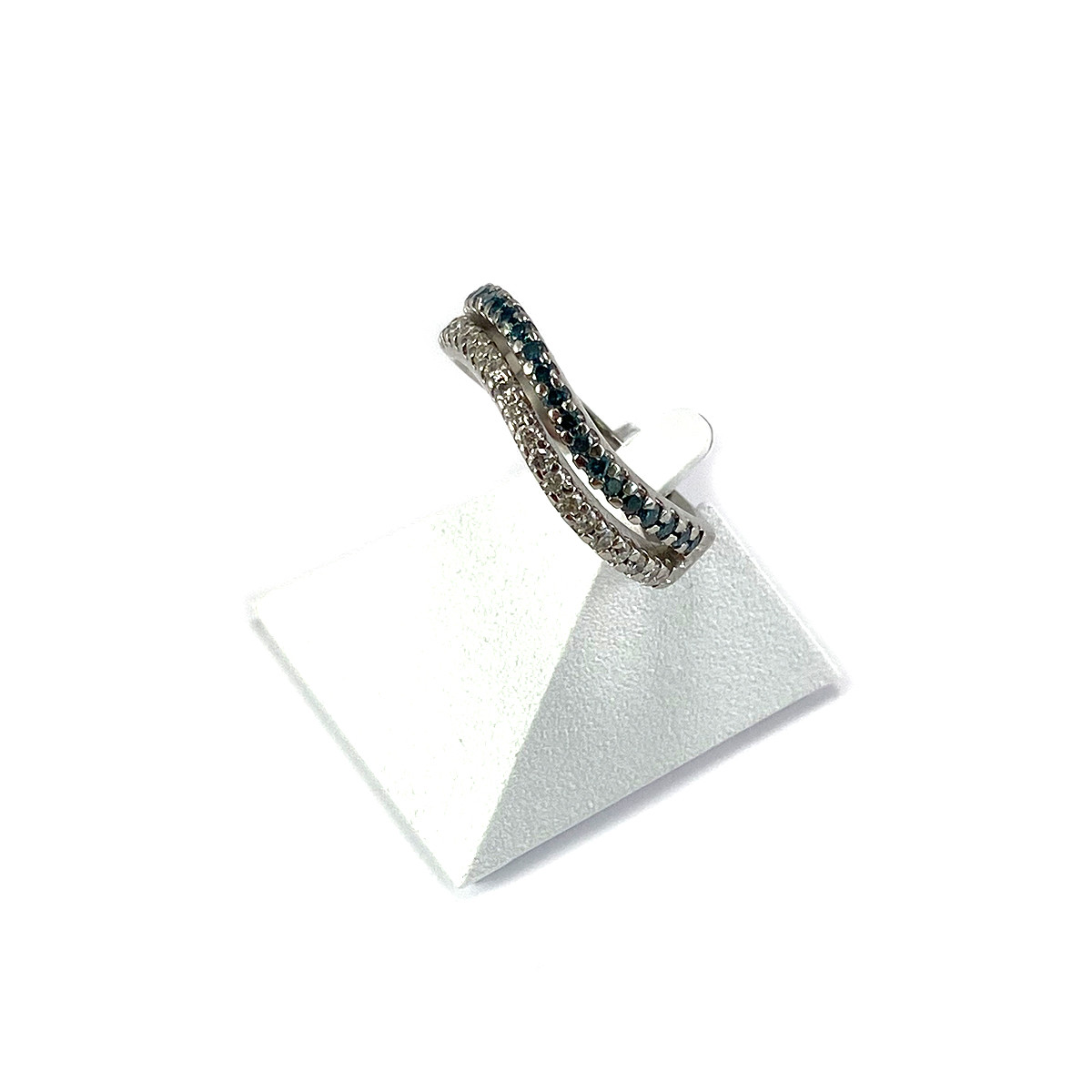Bague d'occasion or 585 blanc diamants blancs et bleus traités