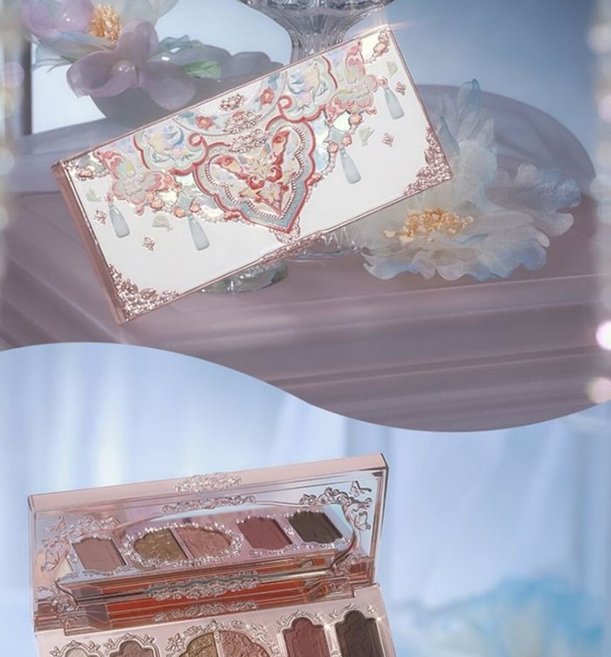 Flower Knows - Butterfly Cloud Collar Embossed zeskleuren make-uppalet - 03