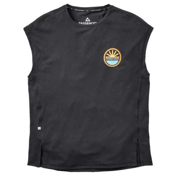 Passenger - Women's Chase The Light Active T-Shirt - T-shirt