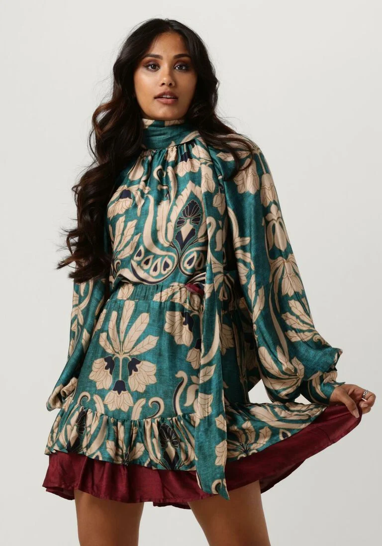 AMAYA AMSTERDAM blauwe amaya amsterdam blouse feline