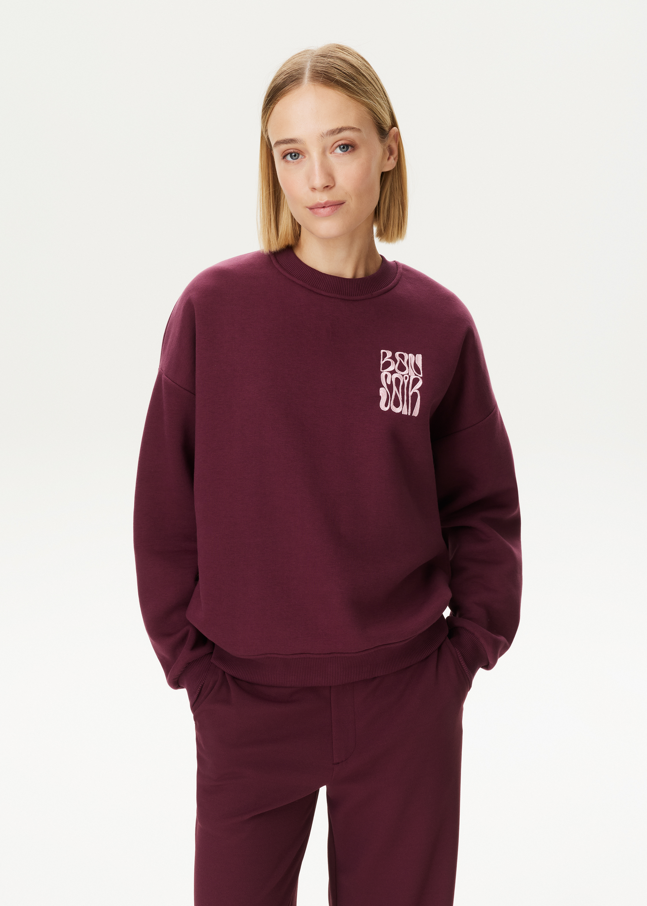 Sweater met borduurwerk