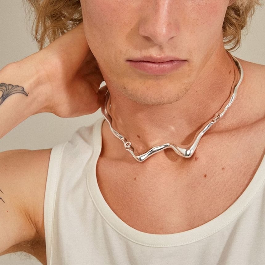 Gretlyn - Wavy Alloy Choker (Diverse ontwerpen)
