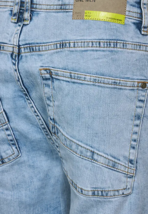 Regular Fit Jeans - blue heavy bleached wash