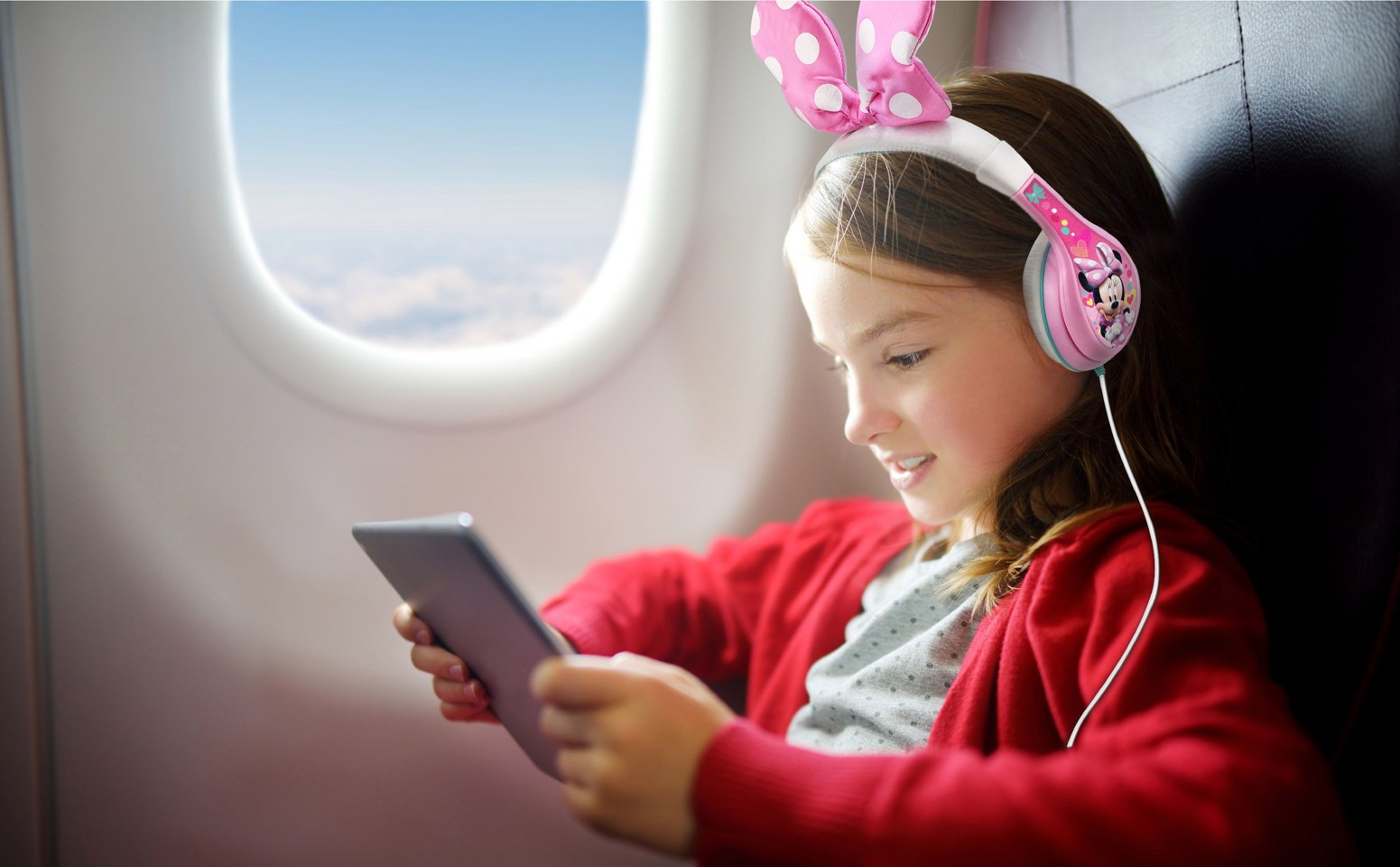 eKids - Disney Minnie Mouse hovedtelefoner til børn med lydstyrkekontrol for at beskytte hørelsen