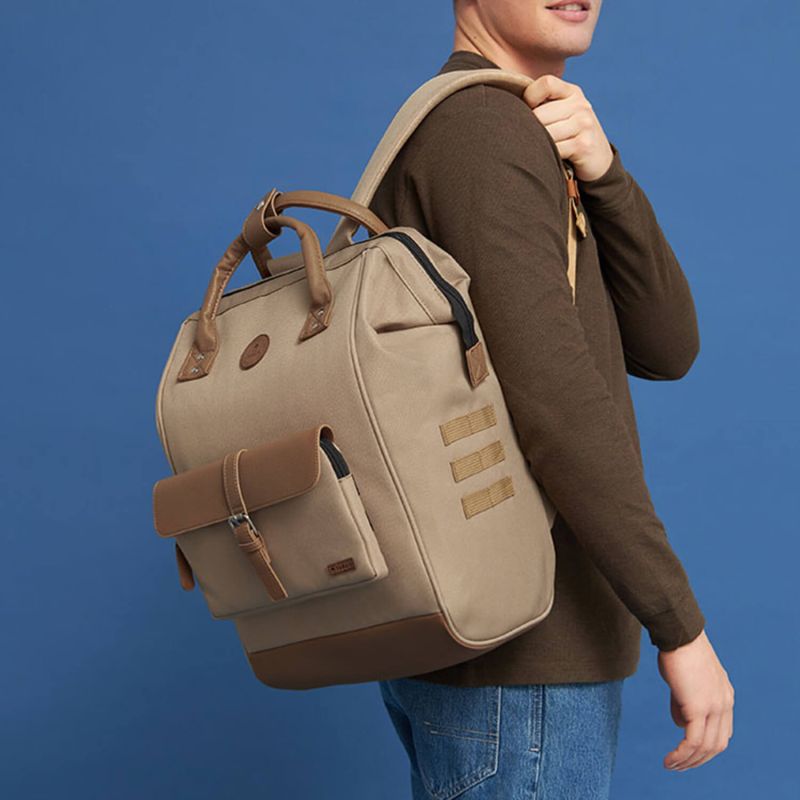 Sac à dos Adventurer Maxi 25 litres + 2 grandes pochettes Kuala Lumpur