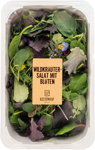 Keltenhof Wildkräutersalat mit Blüten