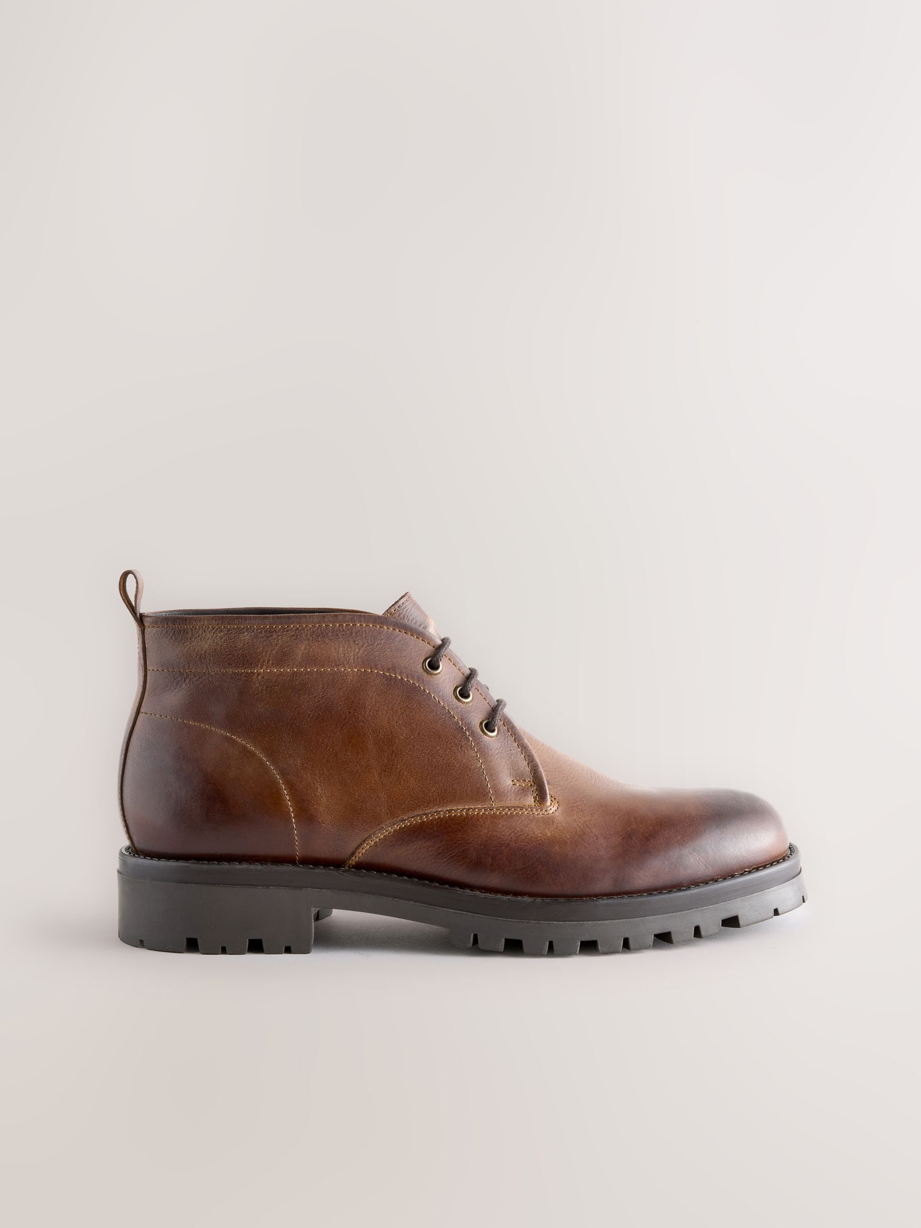 Lichtbruin - Chunky Leather Chukka Boots
