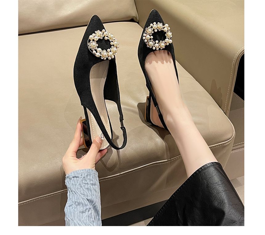 Anjay - Lage hak puntige slingback pumps